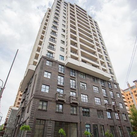 Fantastic Apartments Near Republic Square, Perfect Location, Mystreet Company Erywań Zewnętrze zdjęcie