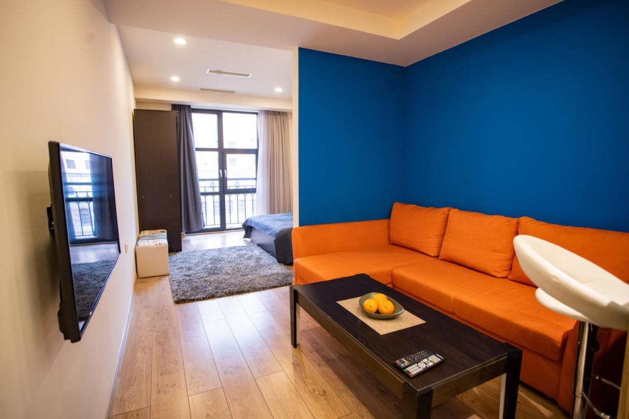 Fantastic Apartments Near Republic Square, Perfect Location, Mystreet Company Erywań Zewnętrze zdjęcie