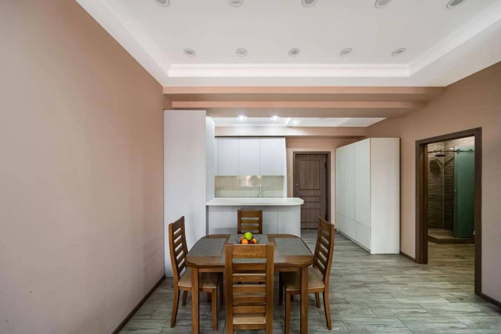 Fantastic Apartments Near Republic Square, Perfect Location, Mystreet Company Erywań Zewnętrze zdjęcie