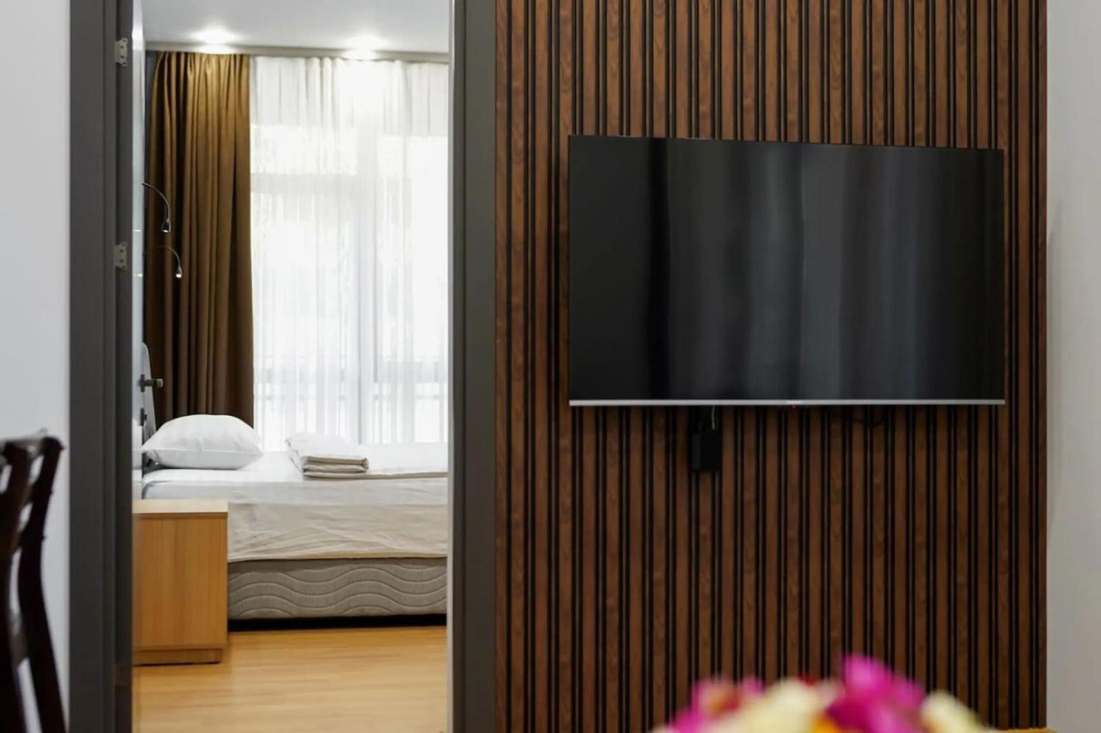 Fantastic Apartments Near Republic Square, Perfect Location, Mystreet Company Erywań Zewnętrze zdjęcie